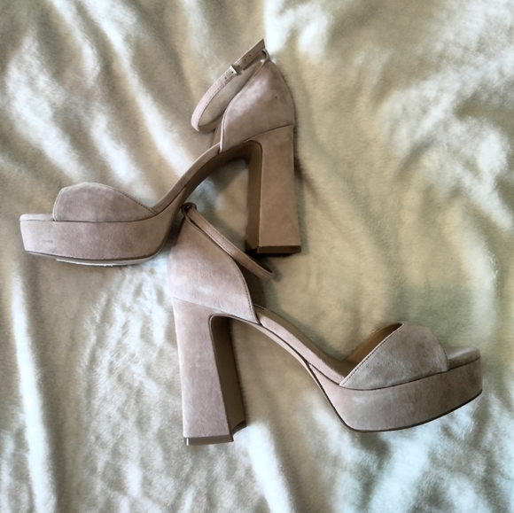 Steve Madden Spence Heel ankle strap Platform Beige Suede sandal - Picture 5 of 7